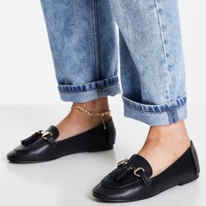 London Rebel metal trim loafers with tassle in black